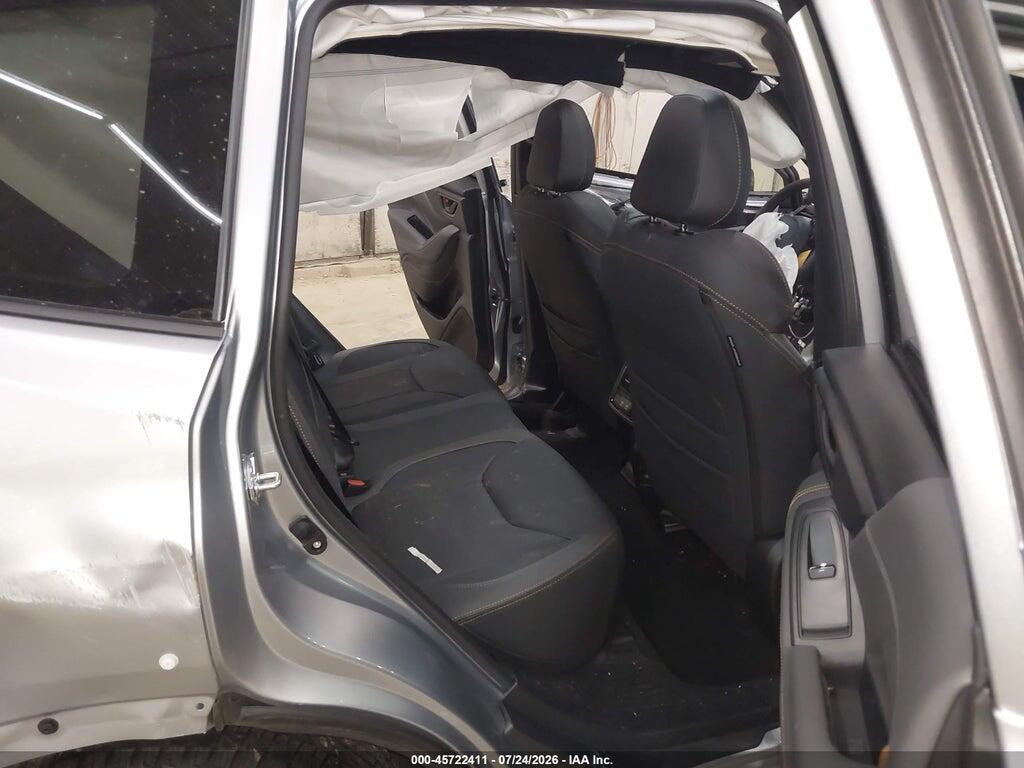 JF2SKAJC7SH408583 2025 SUBARU FORESTER photo no. 8