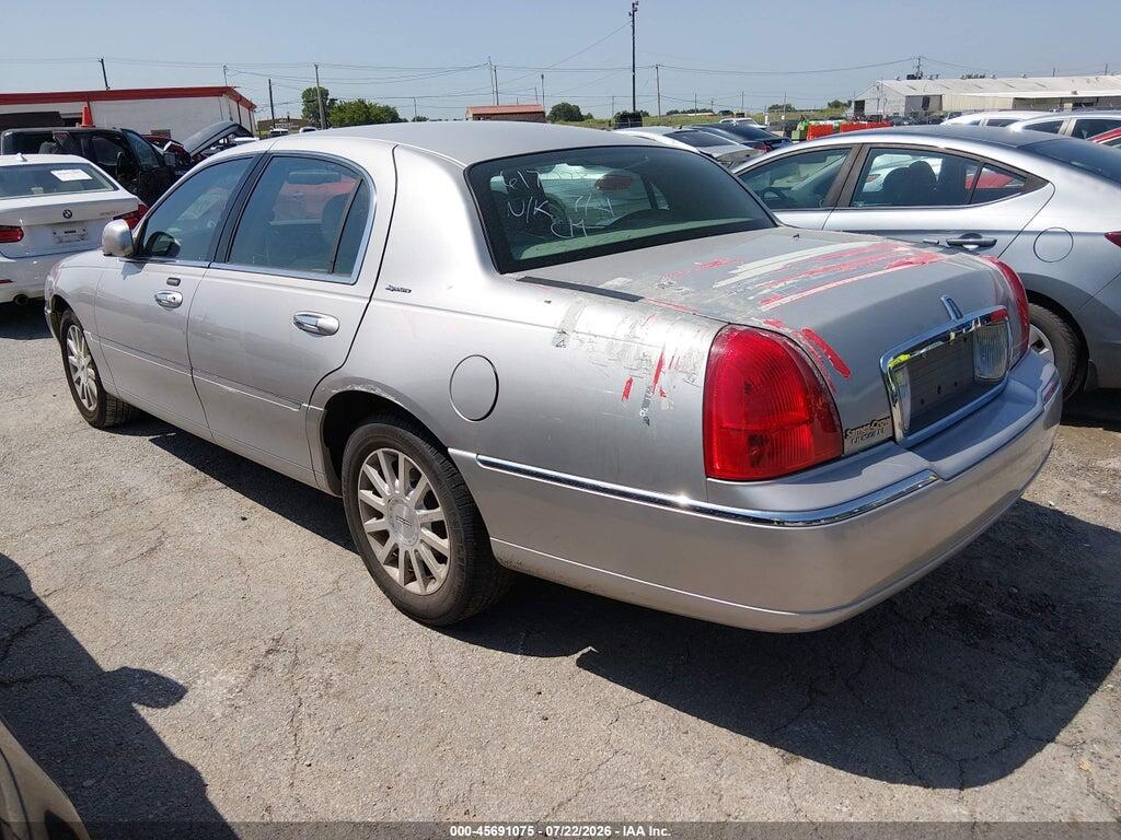 1LNHM81V67Y617023 2007 LINCOLN TOWN CAR photo no. 3