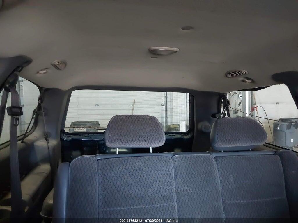 2B4GP44G8YR729547 2000 DODGE GRAND CARAVAN photo no. 8