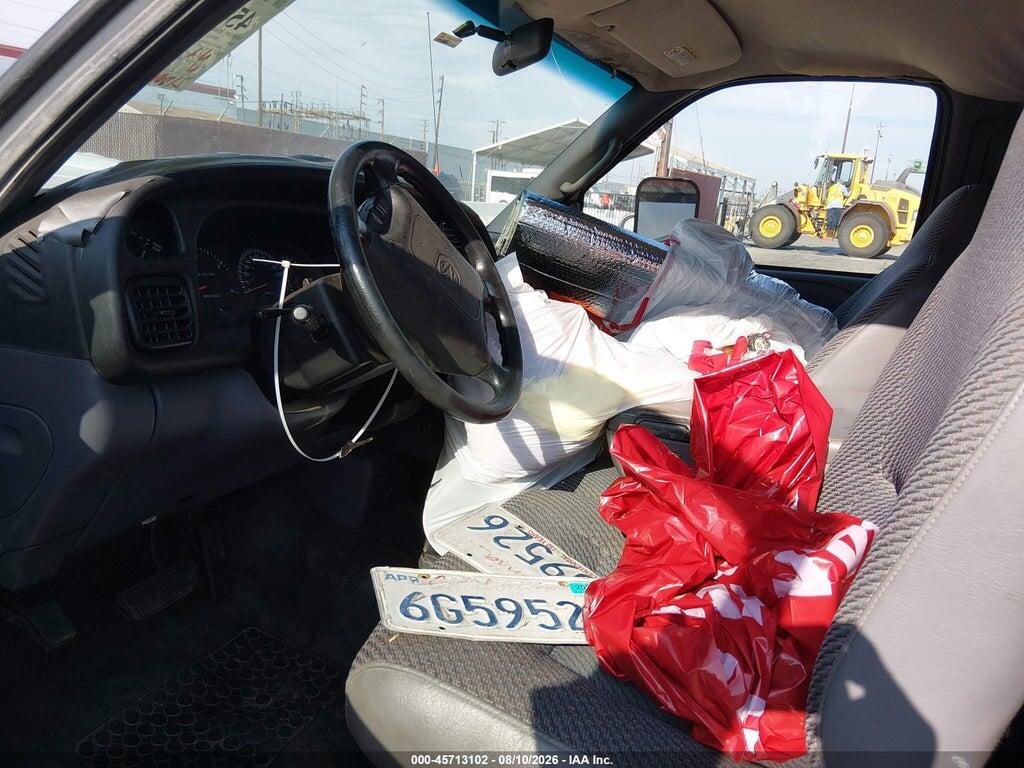 3B6MC3667YM205804 2000 DODGE RAM 3500 photo no. 8