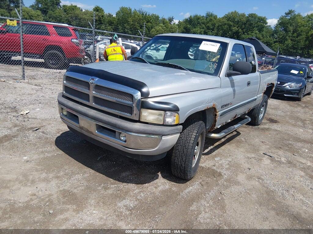 3B7HF13Z6YG159257 2000 DODGE RAM 1500 photo no. 2