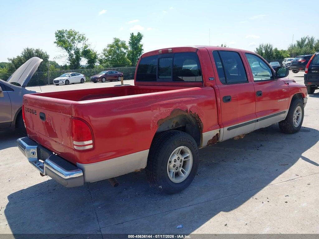 1B7GL2AZ7YS726114 2000 DODGE DAKOTA photo no. 4