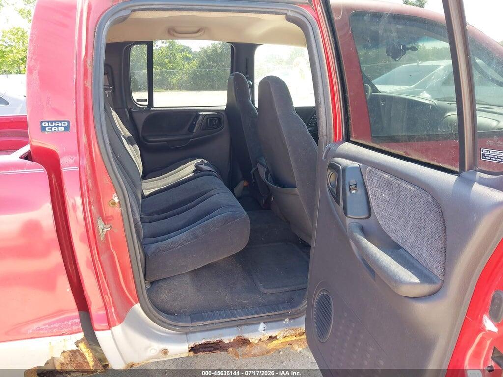 1B7GL2AZ7YS726114 2000 DODGE DAKOTA photo no. 8