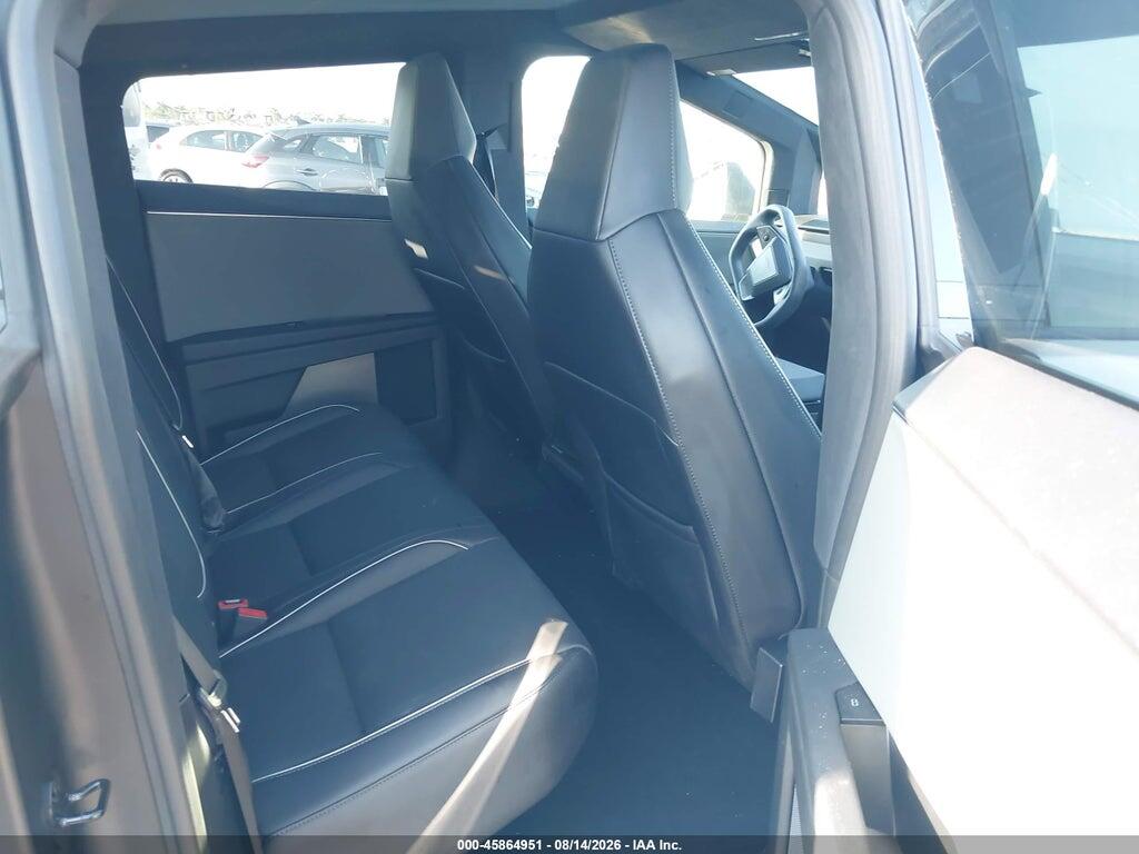 7G2CEHED5SA071363 2025 TESLA CYBERTRUCK photo no. 8