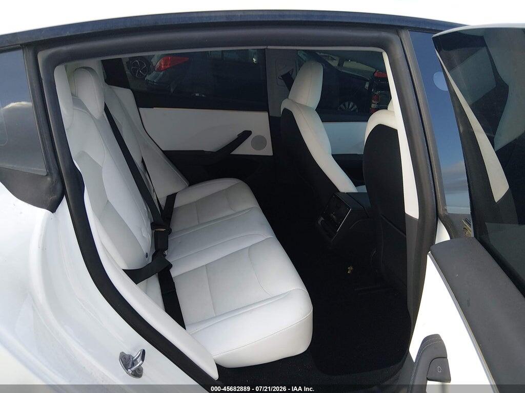 5YJ3E1EA2SF936423 2025 TESLA MODEL 3 photo no. 8