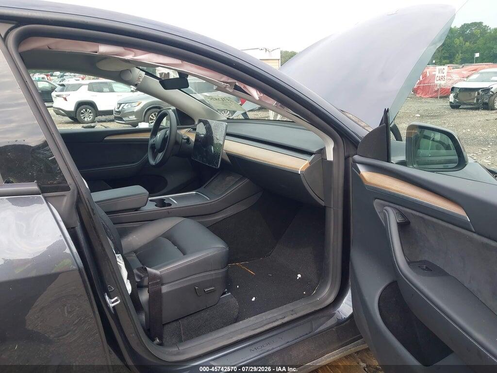 7SAYGDED8SA355875 2025 TESLA MODEL Y photo no. 5