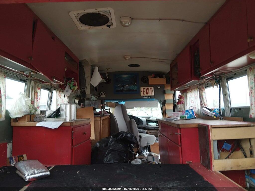 1FDSE35F0YHA48423 2000 FORD E-350 CUTAWAY photo no. 12