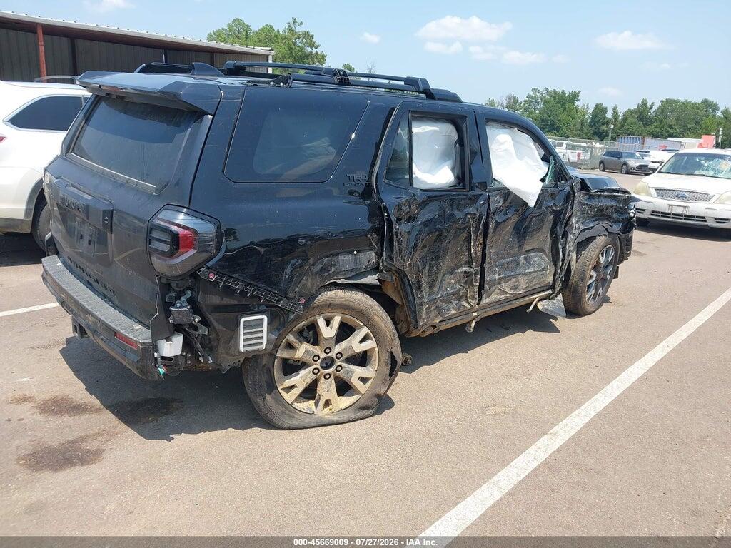 JTEVA5AR2S5006025 2025 TOYOTA 4RUNNER photo no. 4