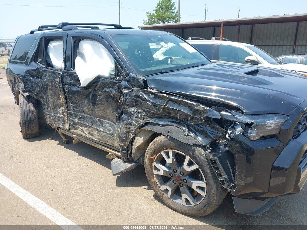 JTEVA5AR2S5006025 2025 TOYOTA 4RUNNER photo no. 6