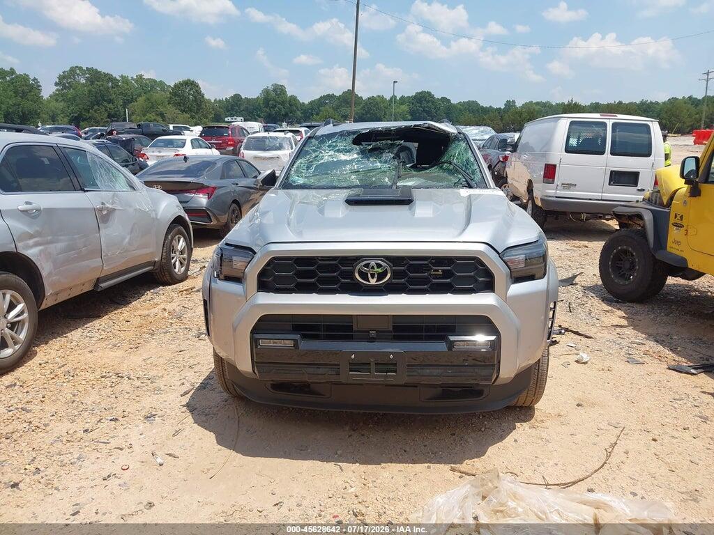 2025 TOYOTA 4RUNNER TRD SPORT PREMIUM — Фото 12 из 16