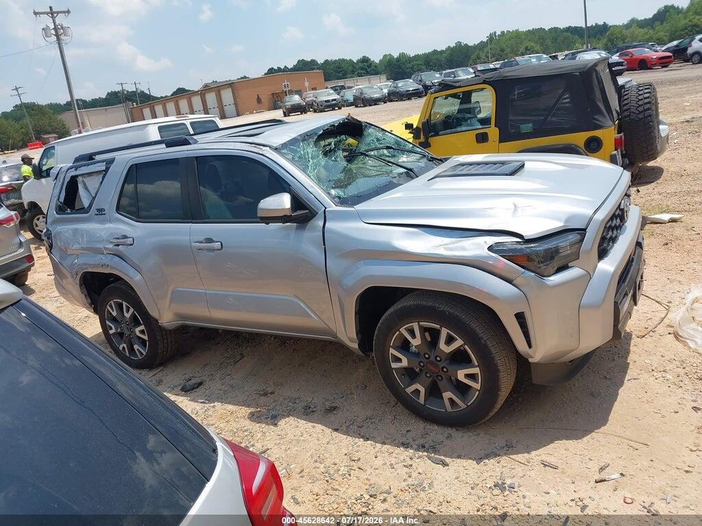2025 TOYOTA 4RUNNER TRD SPORT PREMIUM — Фото 13 из 16