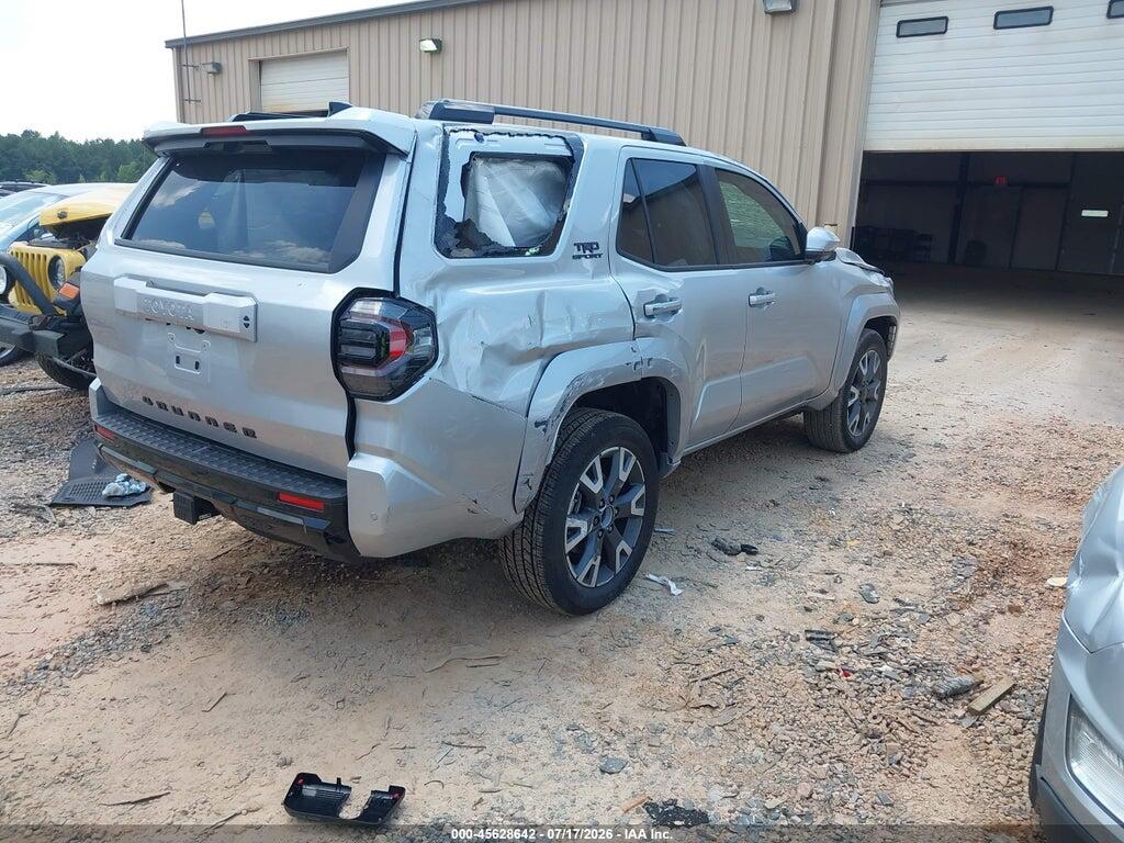 2025 TOYOTA 4RUNNER TRD SPORT PREMIUM — Фото 4 из 16