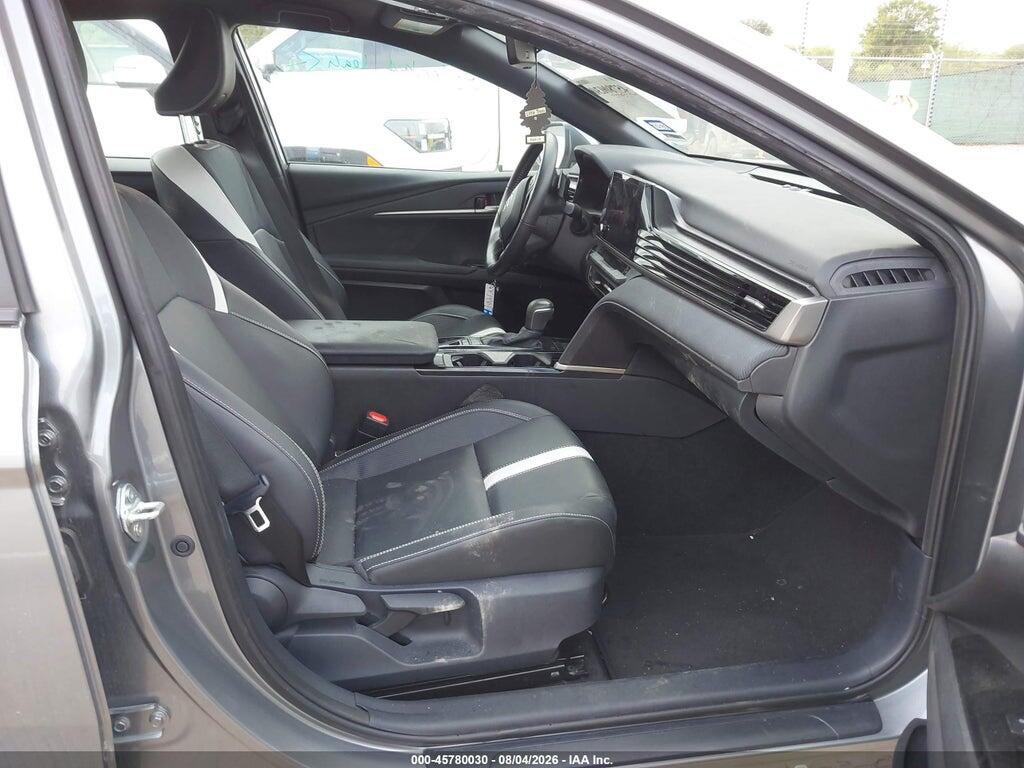 4T1DAACK5SU521398 2025 TOYOTA CAMRY photo no. 5