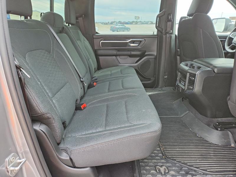 2025 RAM 1500 BIG HORN — Фото 10 из 12