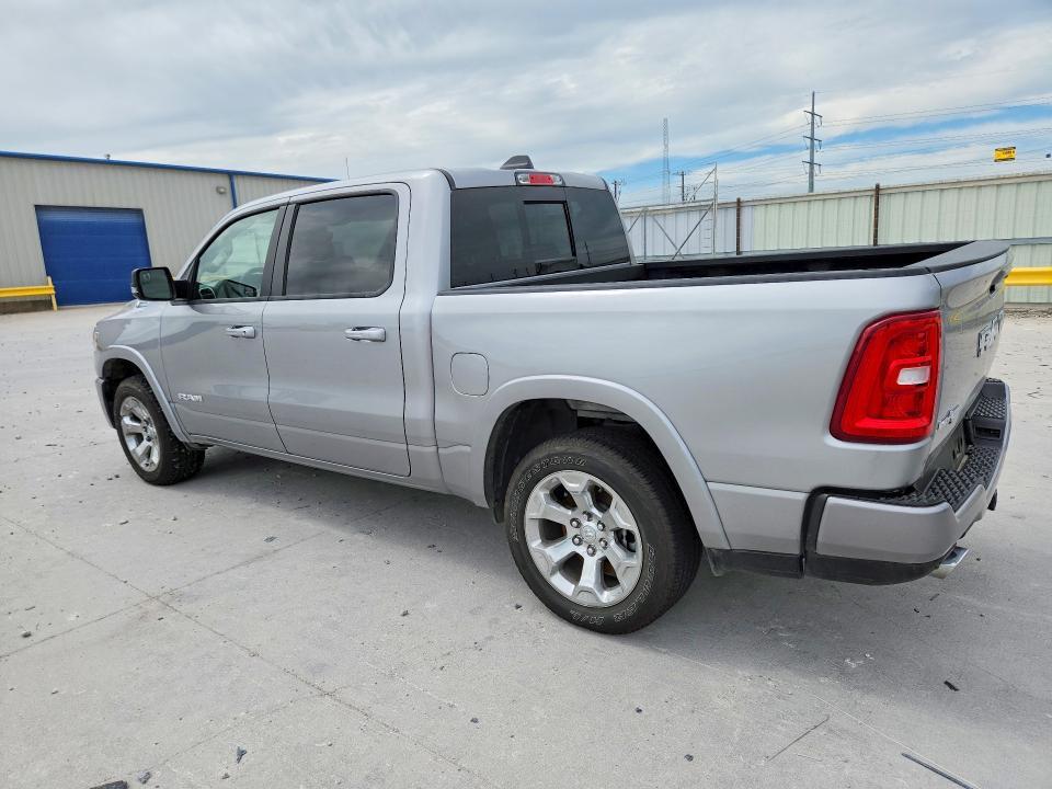 2025 RAM 1500 BIG HORN — Фото 2 из 12