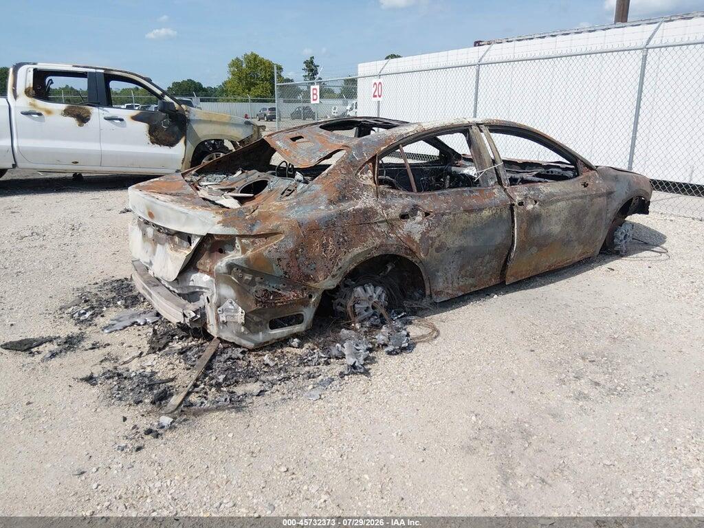 4T1DAACKXSU050073 2025 TOYOTA CAMRY photo no. 4