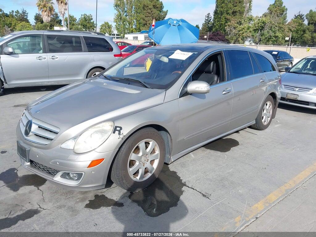 4JGCB65EX7A046546 2007 MERCEDES-BENZ R 350 photo no. 2