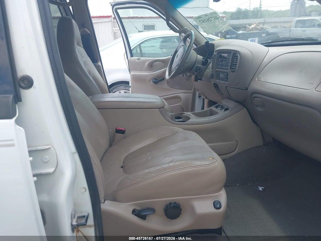 1FMFU18L3YLB51794 2000 FORD EXPEDITION photo no. 5