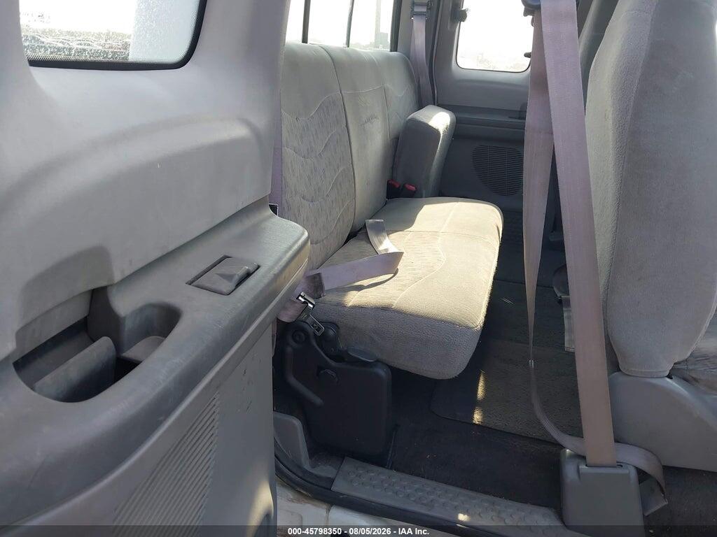 1FTNX20F9YEB28575 2000 FORD F-250 photo no. 8