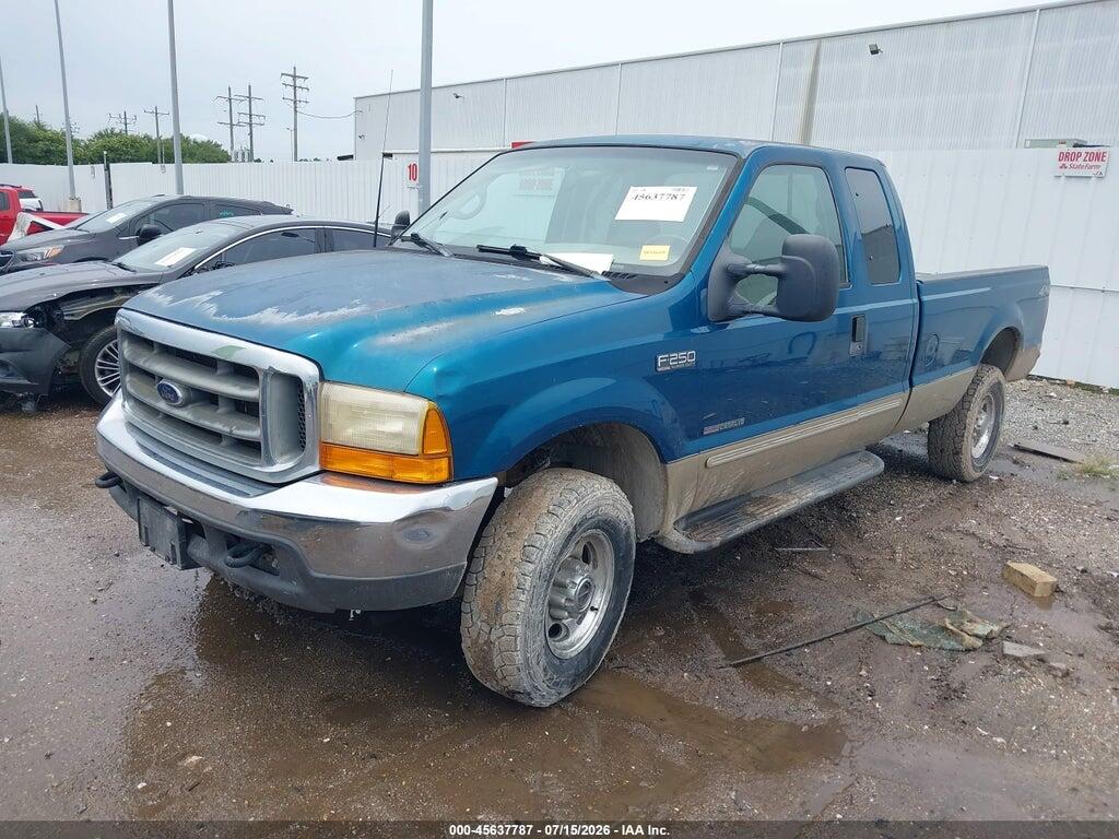 1FTNX21F0YEE47443 2000 FORD F-250 photo no. 2