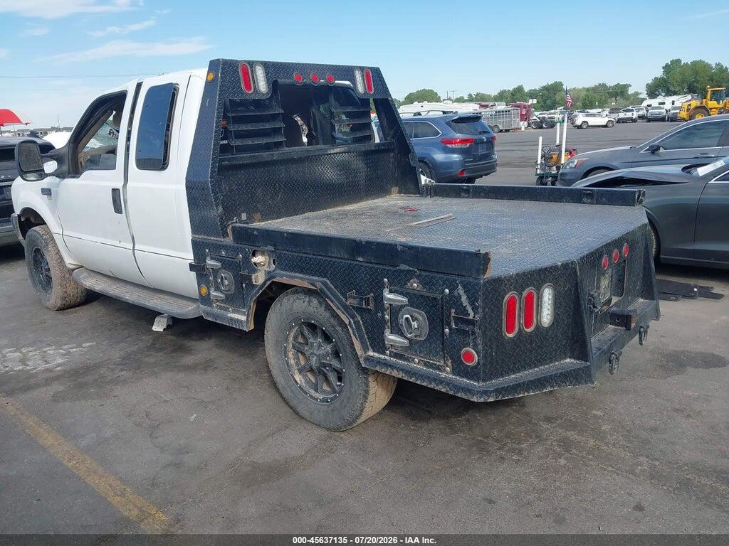 1FTNX21F8YEA30670 2000 FORD F-250 photo no. 3