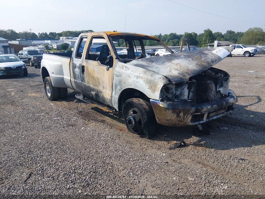1FTWX33F4YEA91098 2000 FORD F-350 photo no. 2