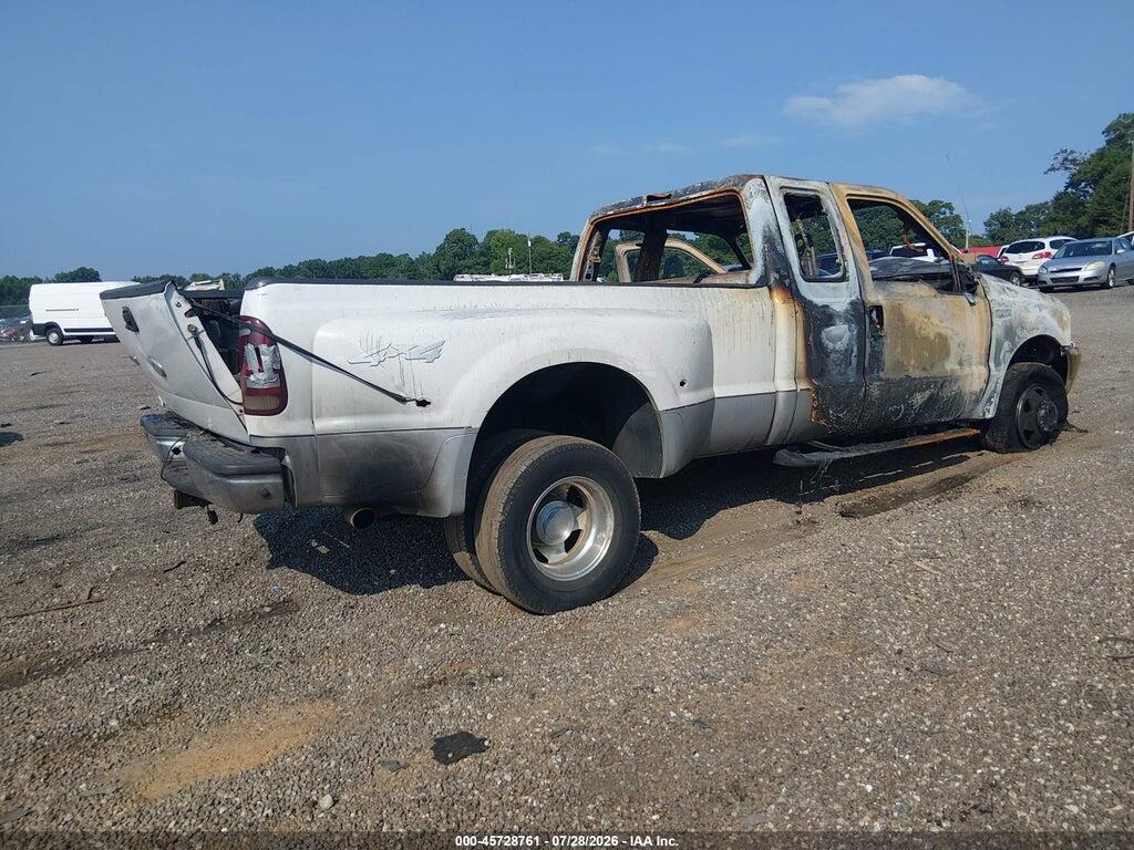 1FTWX33F4YEA91098 2000 FORD F-350 photo no. 3