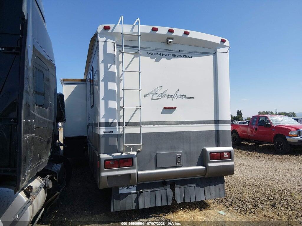 1FCNF53S6Y0A00837 2000 FORD F550 photo no. 3