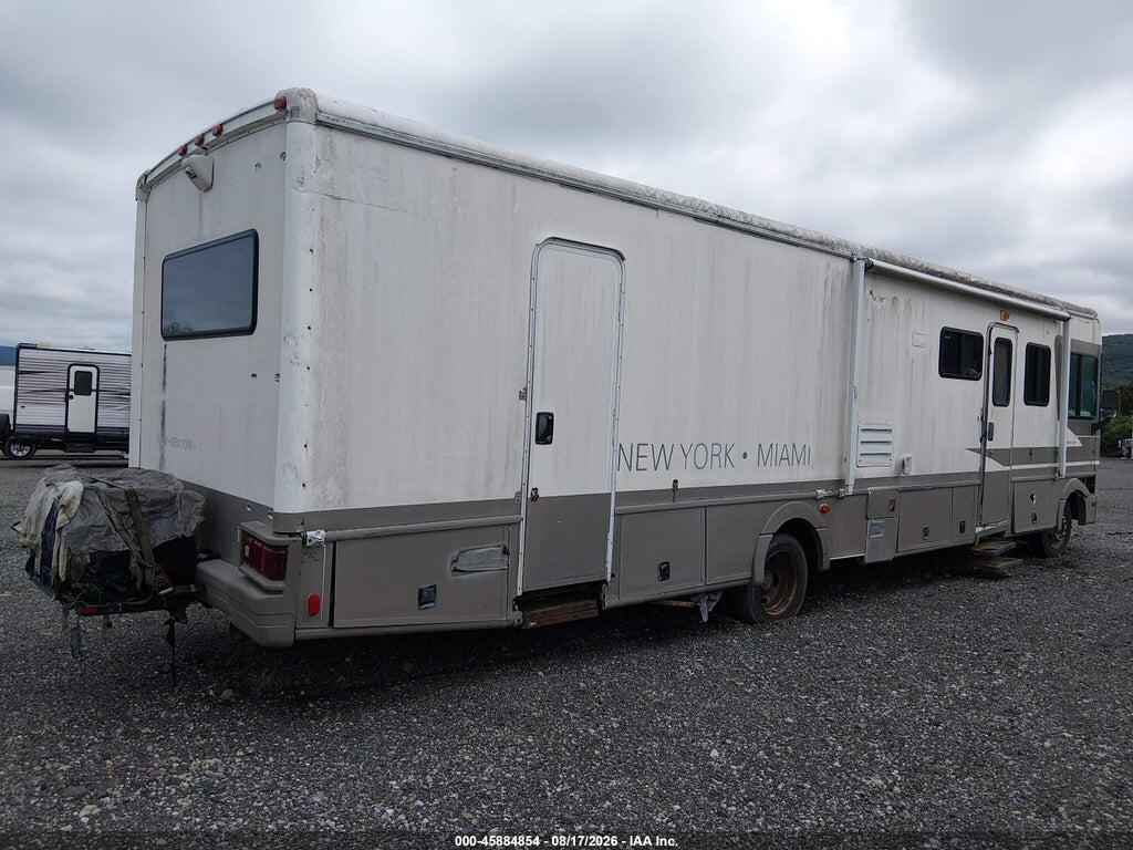 1FCNF53S3Y0A02500 2000 FORD F550 photo no. 4
