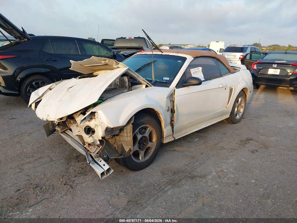 1FAFP4447YF159171 2000 FORD MUSTANG photo no. 2