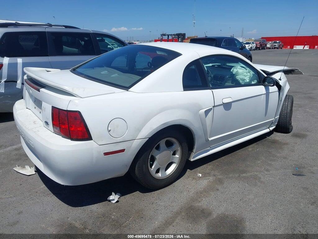 1FAFP4048YF121583 2000 FORD MUSTANG photo no. 4