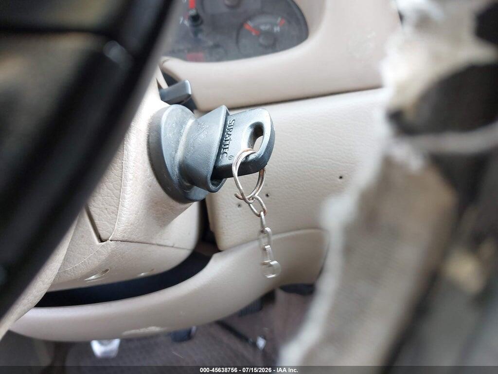 1FAFP4040YF112635 2000 FORD MUSTANG photo no. 11