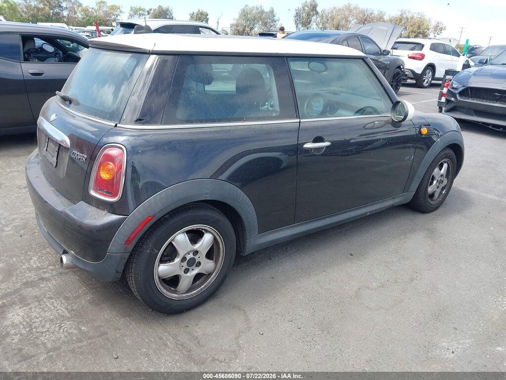 WMWMF33577TL78038 2007 MINI COOPER photo no. 4
