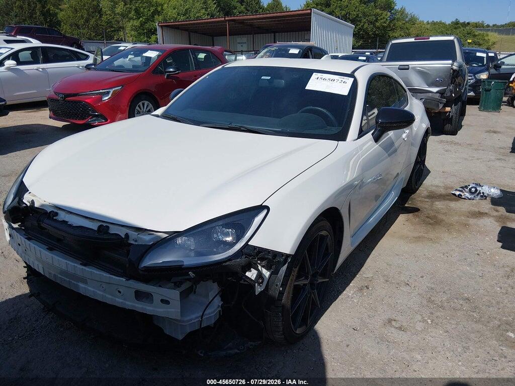 JF1ZNBE11S8755982 2025 TOYOTA GR86 photo no. 2