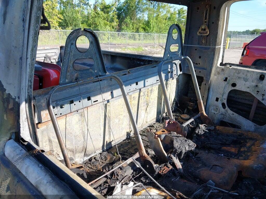 1FTYR10V7YTB02769 2000 FORD RANGER photo no. 8