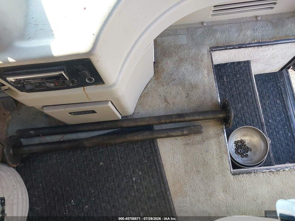 4UZ6XJCA5YCG54694 2000 FREIGHTLINER CHASSIS photo no. 12