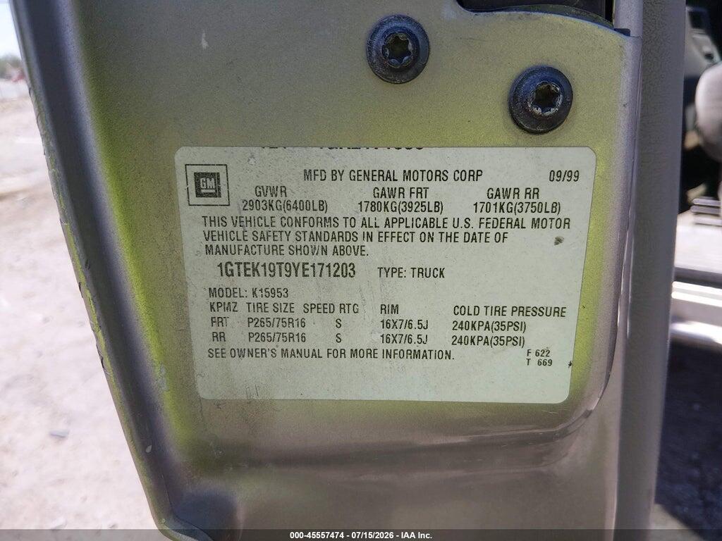 1GTEK19T9YE171203 2000 GMC SIERRA 1500 photo no. 9