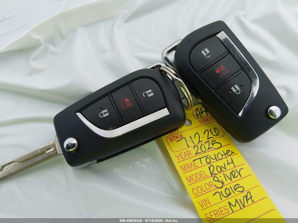 2T3G1RFV7SW497615 2025 TOYOTA RAV4 photo no. 11