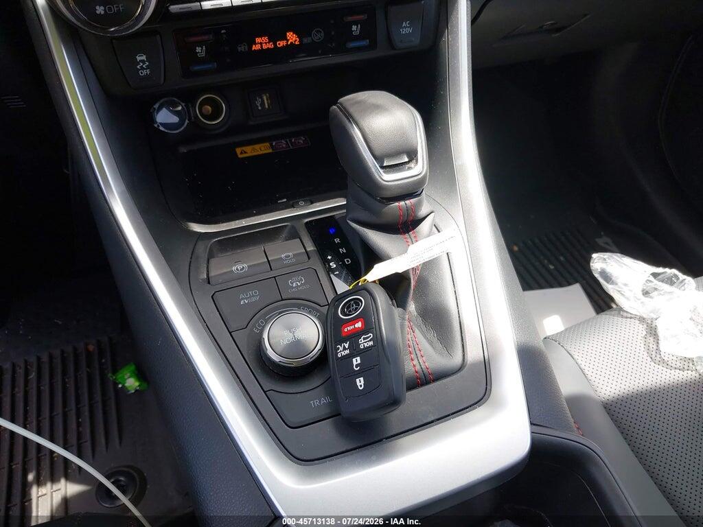 JTMFB3FV0SD292222 2025 TOYOTA RAV4 PLUG-IN HYBRID photo no. 11