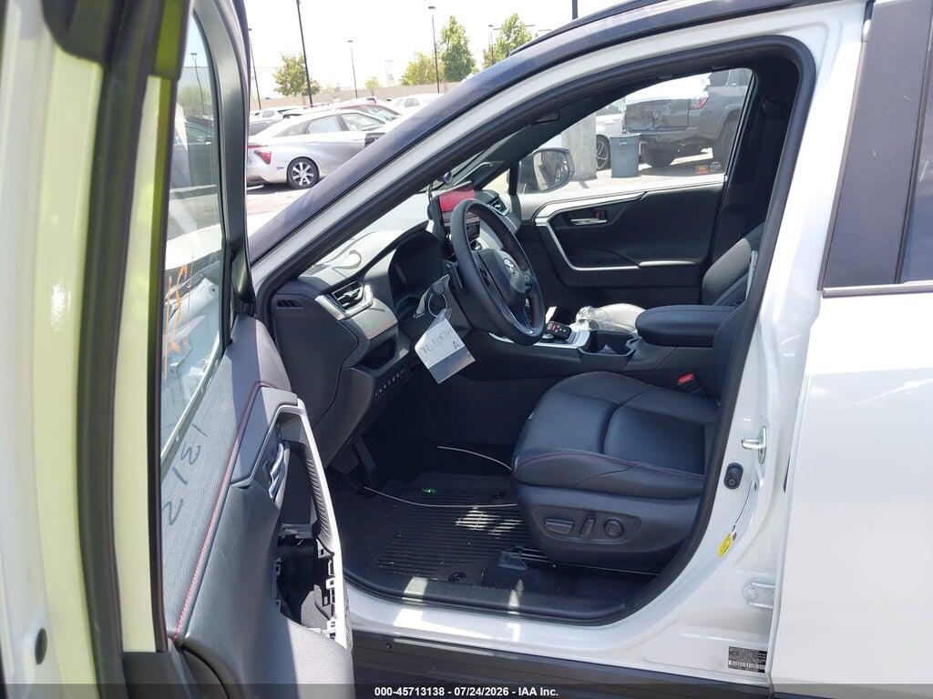 JTMFB3FV0SD292222 2025 TOYOTA RAV4 PLUG-IN HYBRID photo no. 5