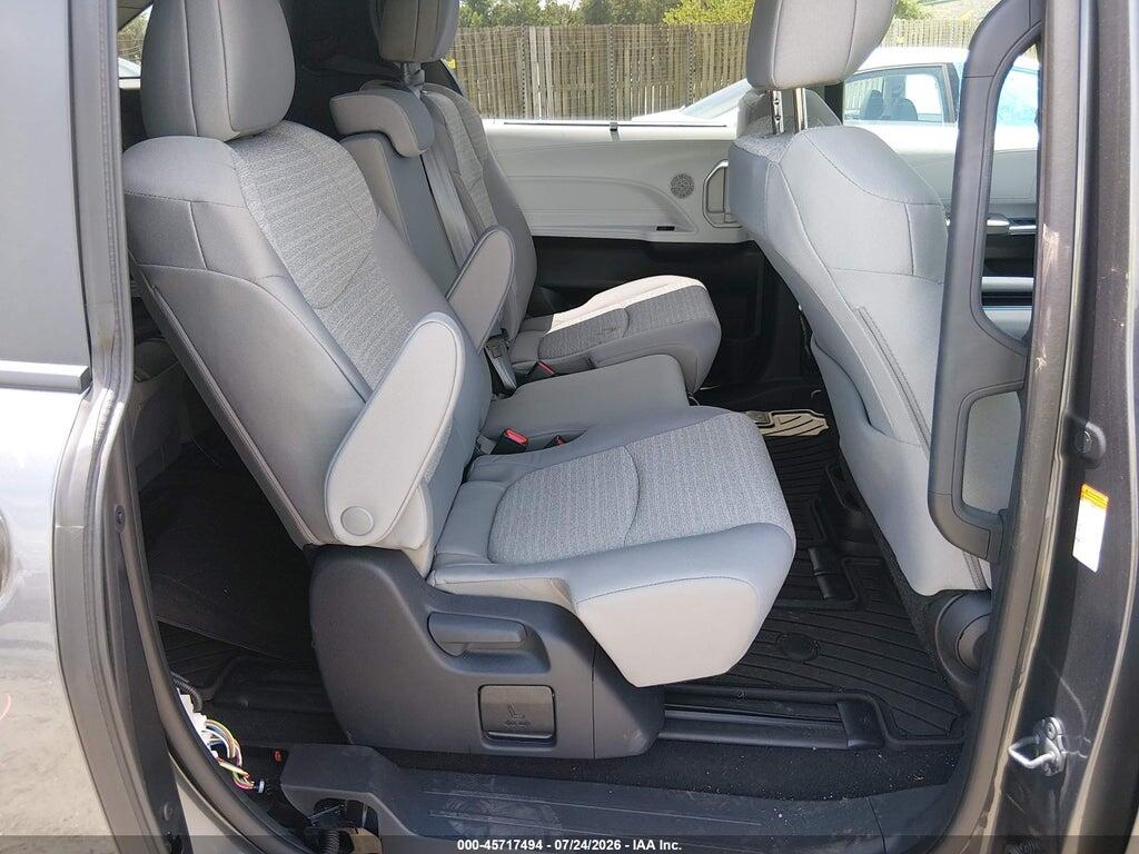5TDBRKEC0SS238508 2025 TOYOTA SIENNA photo no. 8