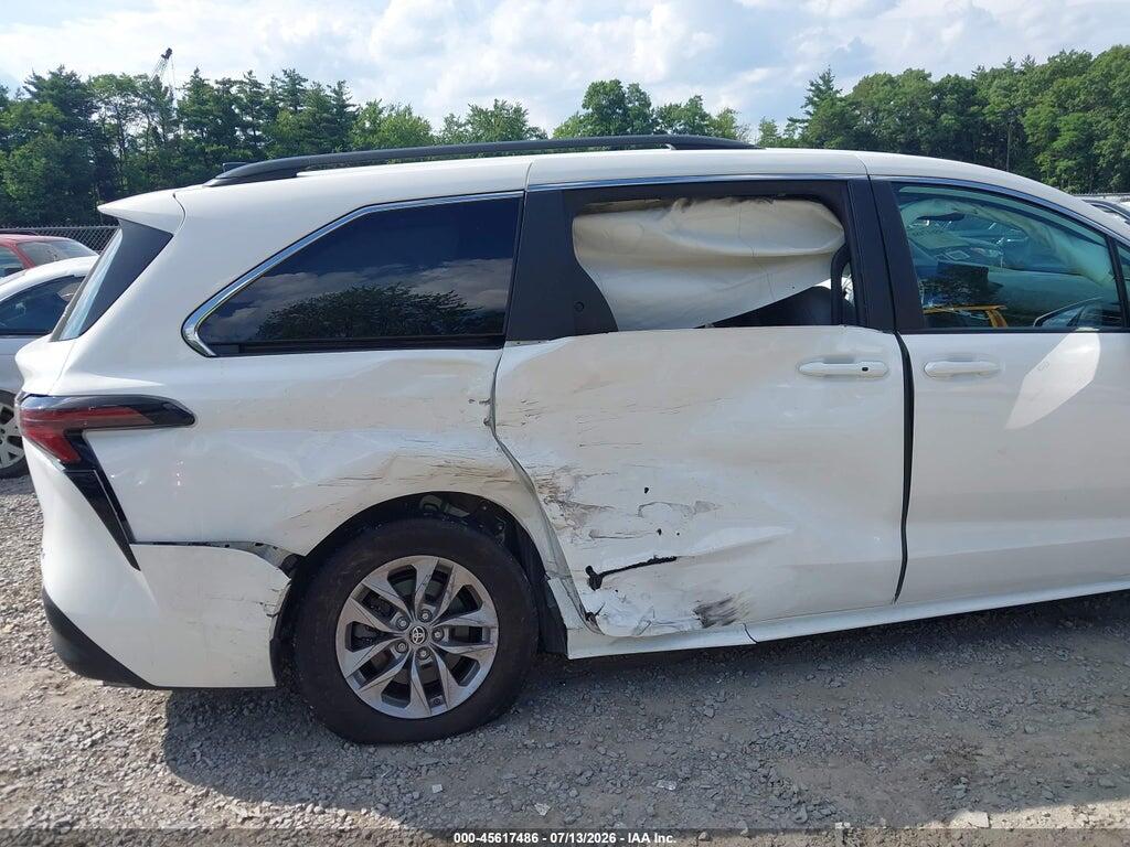 5TDBSKFCXSS156899 2025 TOYOTA SIENNA photo no. 6