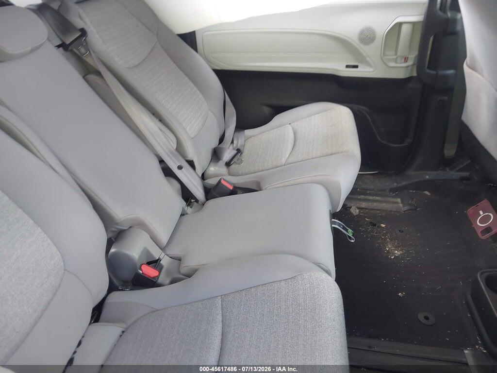 5TDBSKFCXSS156899 2025 TOYOTA SIENNA photo no. 8