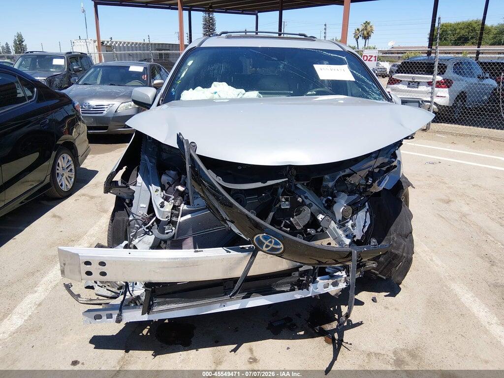 5TDCSKFC9SS204445 2025 TOYOTA SIENNA photo no. 12