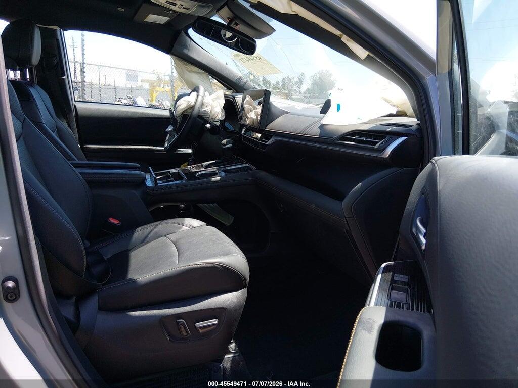 5TDCSKFC9SS204445 2025 TOYOTA SIENNA photo no. 5