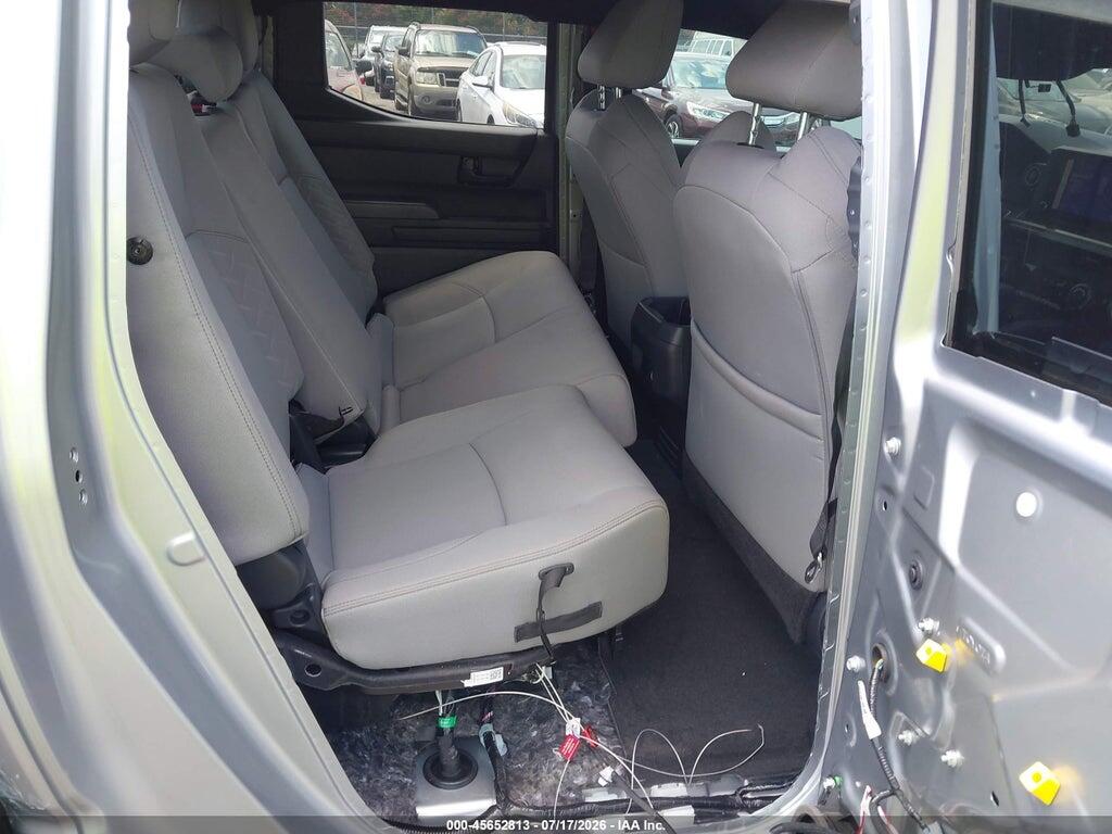 3TMLB5JN9SM111984 2025 TOYOTA TACOMA photo no. 8