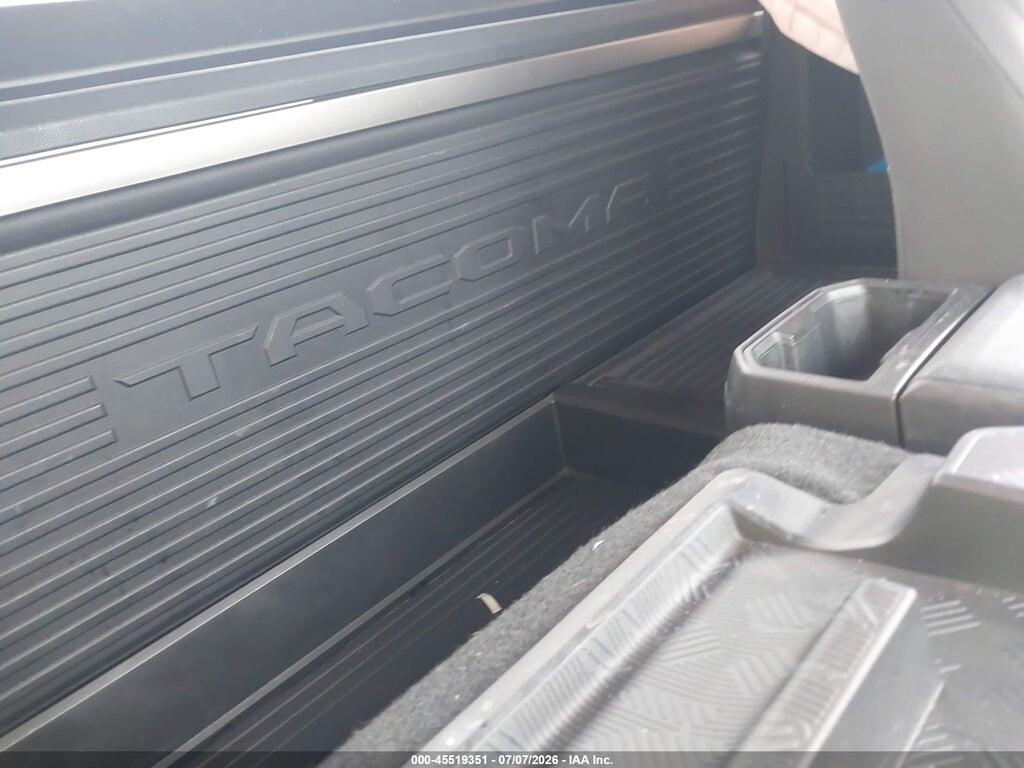 3TYJDAHN5ST024426 2025 TOYOTA TACOMA photo no. 8