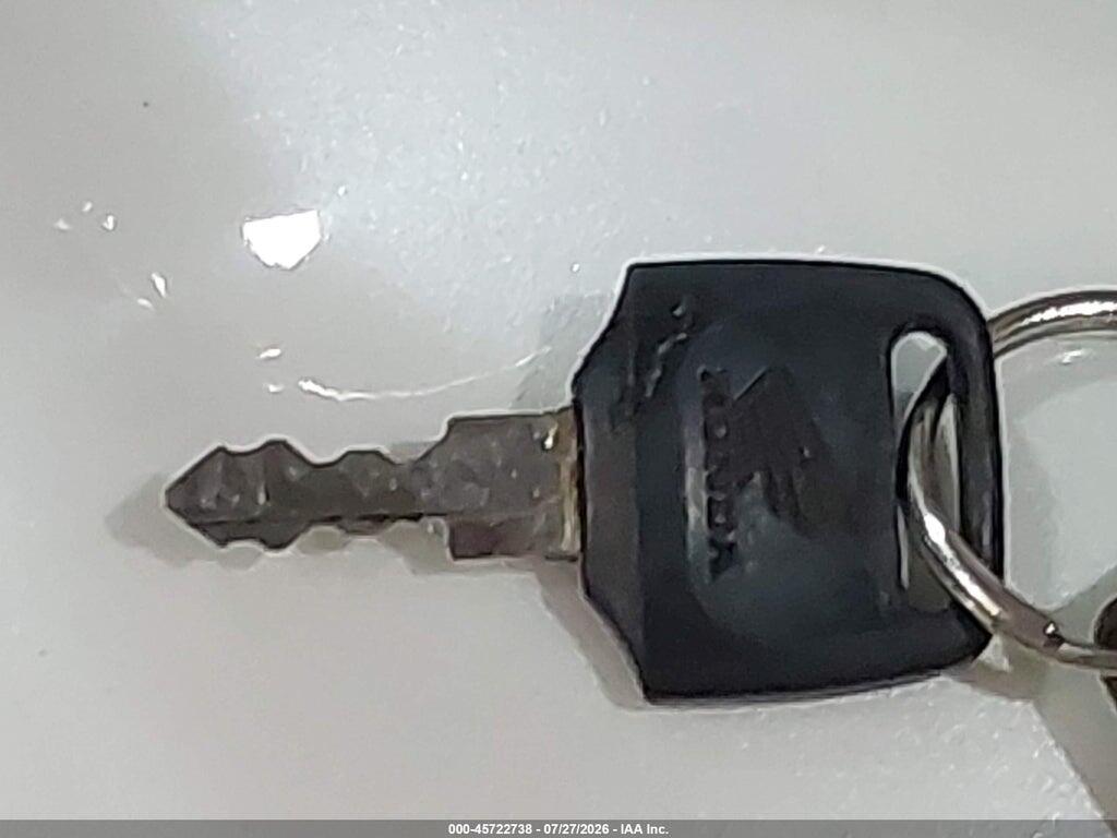 1HFSC1809YA401472 2000 HONDA VT1100 photo no. 11