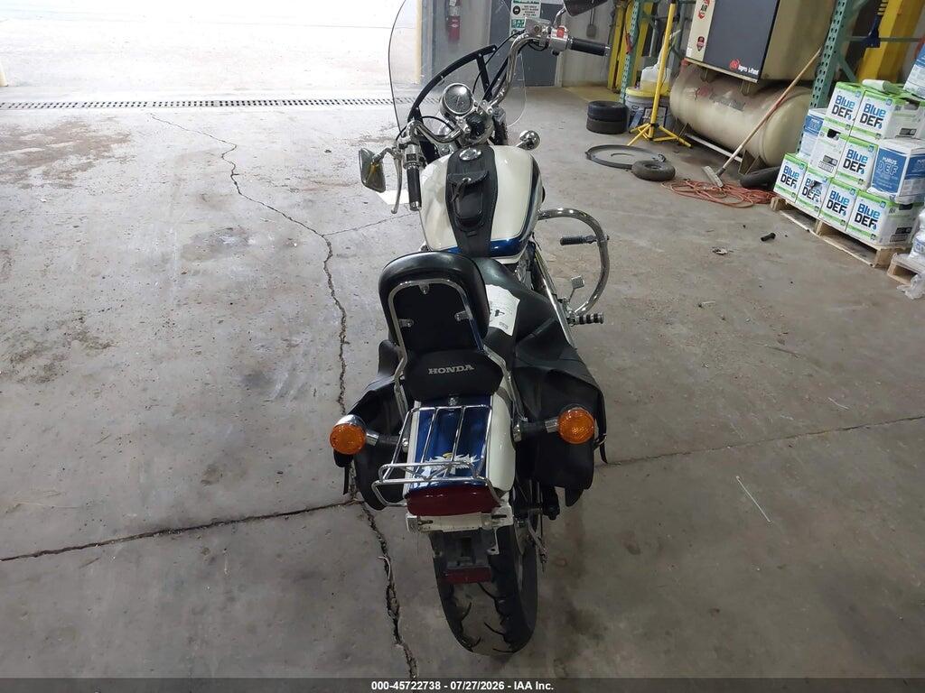 1HFSC1809YA401472 2000 HONDA VT1100 photo no. 6