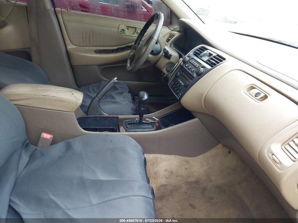 1HGCG5665YA106906 2000 HONDA ACCORD photo no. 5